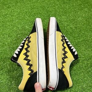 Charlie Brown Shoes Women's 11 Men's 9.5 Vans Special Ed. Peanuts Good Grief
